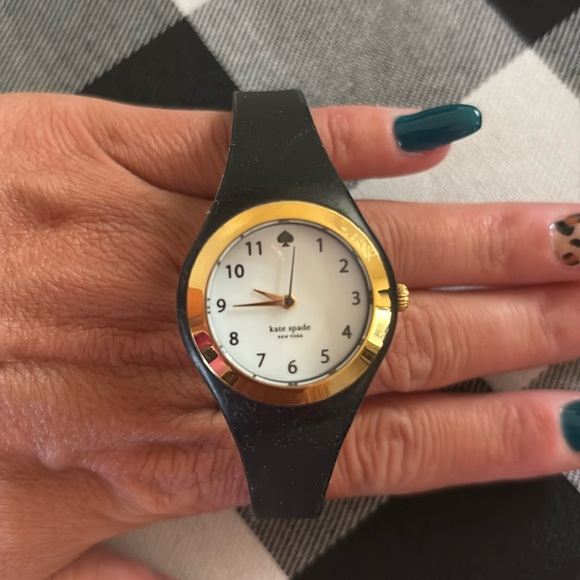 Kate Spade ♠️ Watch - Picture 2 of 5